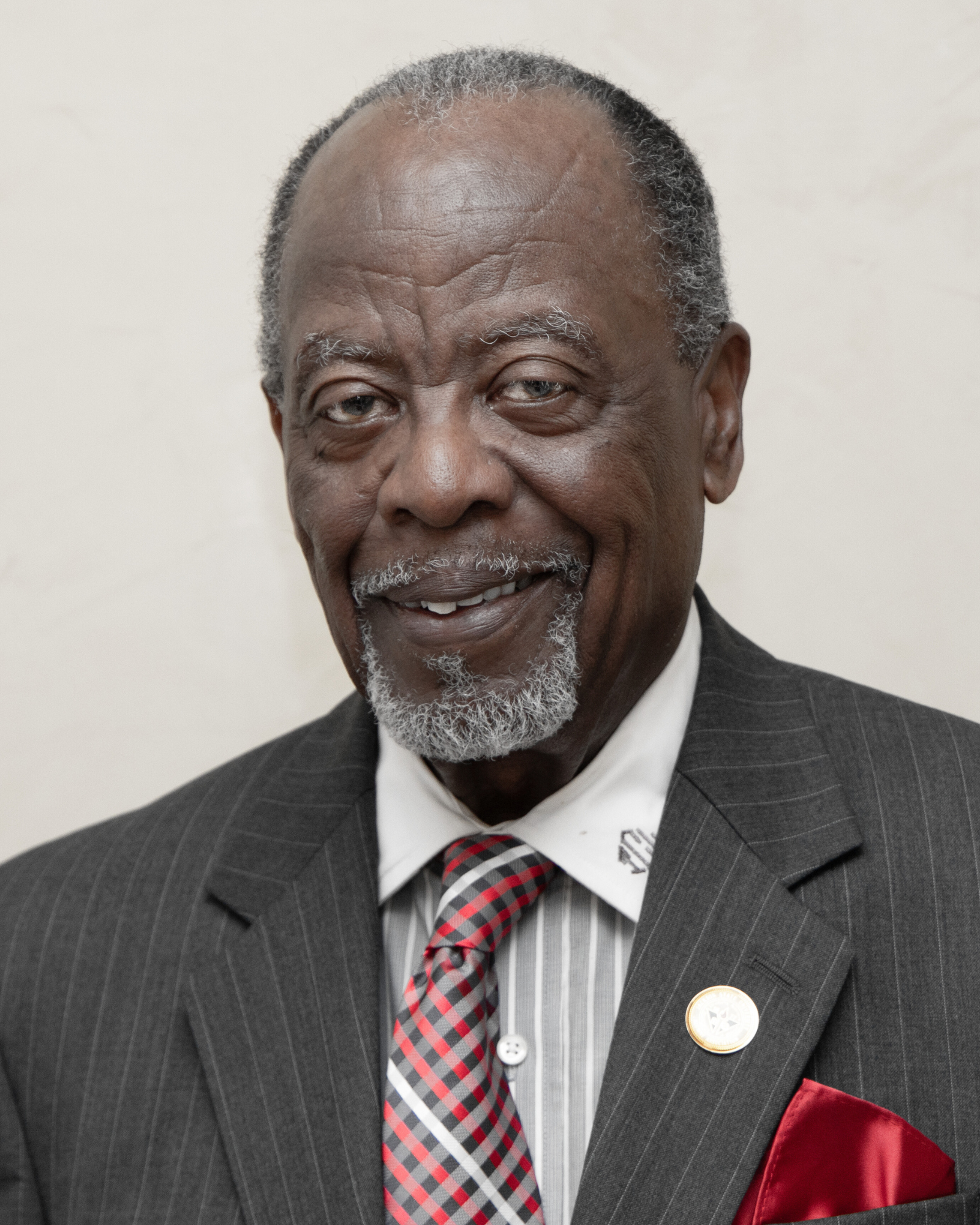 Mr. Thaddeus Colllins